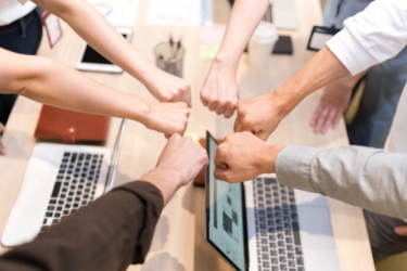 採用をお考えの企業様メインビジュアル